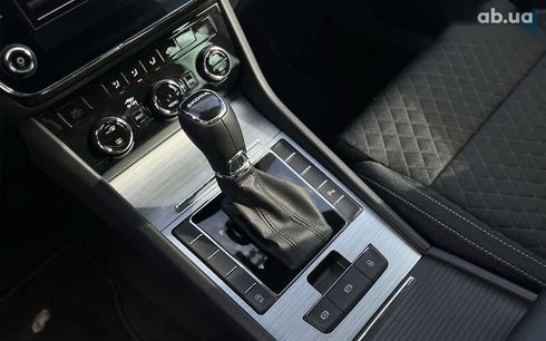 Skoda Superb 2023 - фото 26