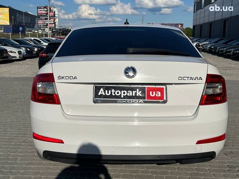 Skoda Octavia 2014 белый - фото 25
