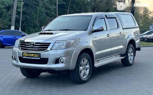 Toyota Hilux 2014 - фото 3