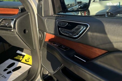Lincoln Navigator 2020 - фото 11