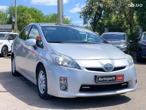 Toyota Prius 2010 серый - фото 3