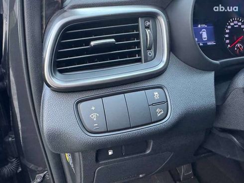 Kia Sorento 2018 - фото 15