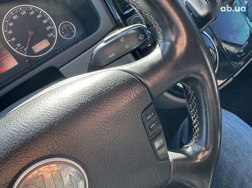 Volkswagen Multivan 2007 - фото 21
