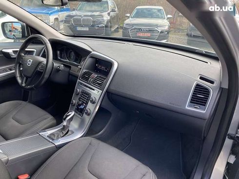 Volvo XC60 2017 - фото 8