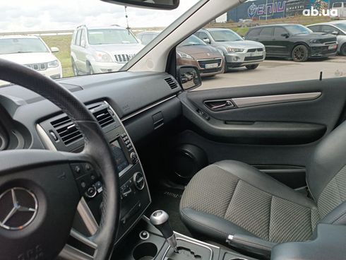 Mercedes-Benz B-Класс 2011 черный - фото 11