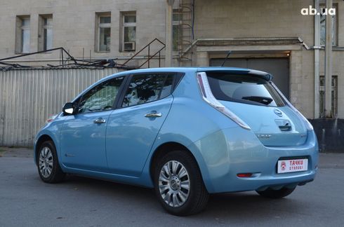 Nissan Leaf 2015 синий - фото 6