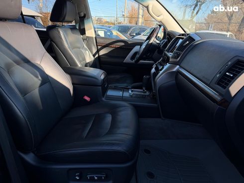 Toyota land cruiser 200 2015 черный - фото 36