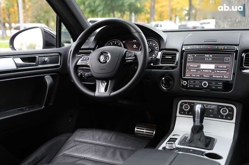Volkswagen Touareg 2016 - фото 13