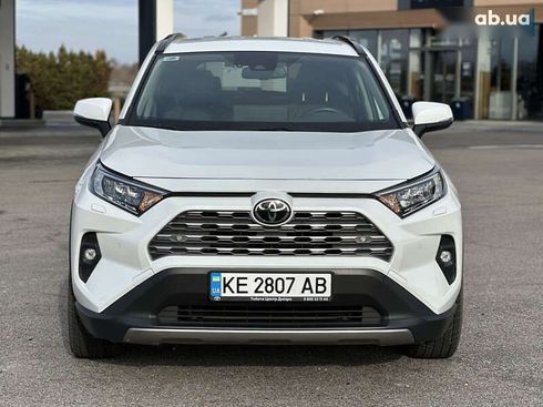 Toyota RAV4 2023 - фото 5