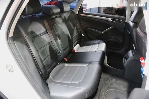 Volkswagen Passat 2018 - фото 11