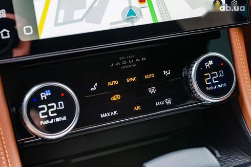 Jaguar F-Pace 2021 - фото 26