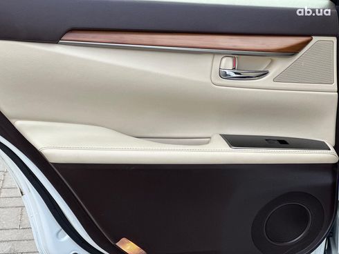 Lexus es 350 2018 белый - фото 16