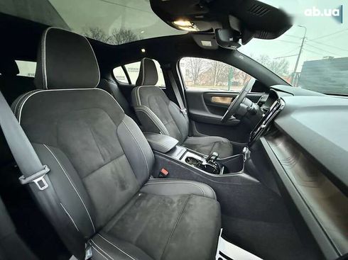 Volvo C40 Recharge 2022 - фото 22