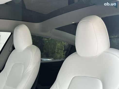Tesla Model 3 2021 - фото 14