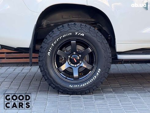 Toyota Land Cruiser Prado 2021 - фото 13