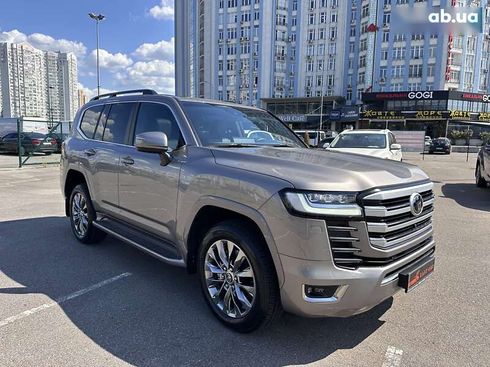 Toyota Land Cruiser 2023 - фото 27