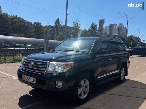 Toyota Land Cruiser 2012 - фото 4