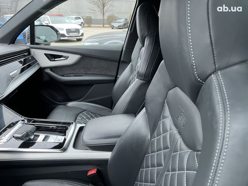 Audi Q7 2022 - фото 35