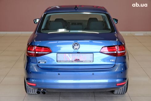 Volkswagen Jetta 2017 синий - фото 5