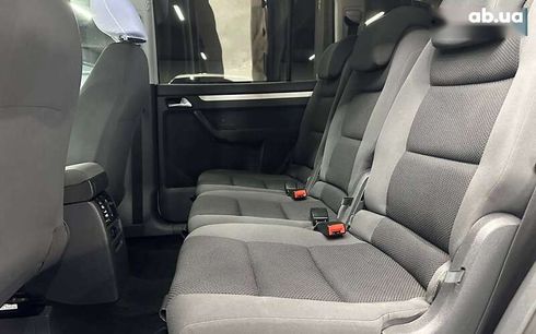 Volkswagen Touran 2012 - фото 19