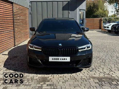 BMW 5 серия 2022 - фото 2