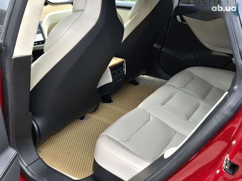 Tesla Model S 2019 - фото 15