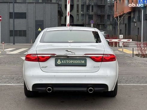 Jaguar XF 2016 - фото 8