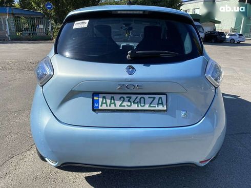 Renault Zoe 2013 - фото 7