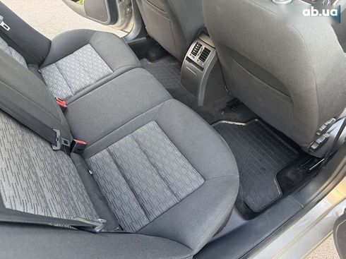 Skoda Octavia 2012 - фото 24
