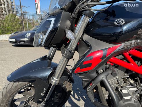 Benelli TNT 2020 черный - фото 12
