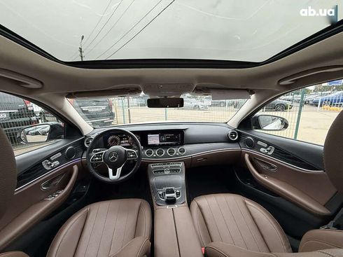 Mercedes-Benz E-Класс 2019 - фото 22