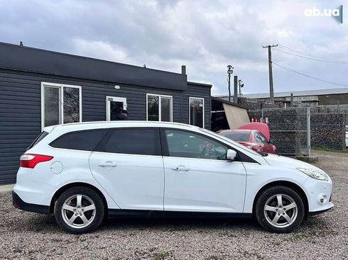 Ford Focus 2014 - фото 4