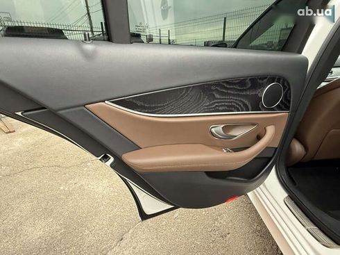 Mercedes-Benz E-Класс 2019 - фото 14