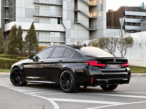 BMW M5 2022 - фото 8