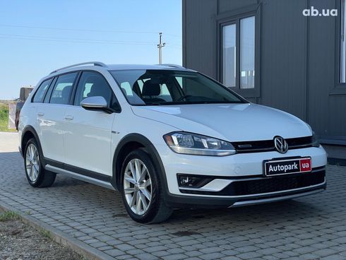 Volkswagen Golf 2018 белый - фото 3