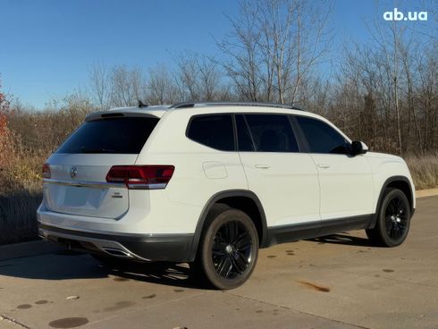 Volkswagen Atlas 2019 белый - фото 5