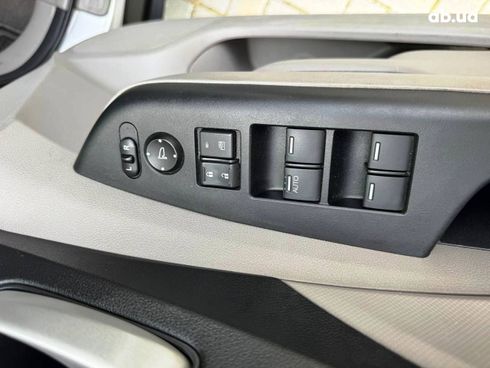 Honda CR-V 2014 серебристый - фото 4