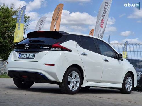 Nissan Leaf 2022 - фото 14