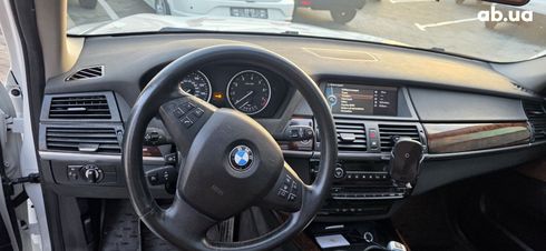 BMW X5 M 2011 белый - фото 4