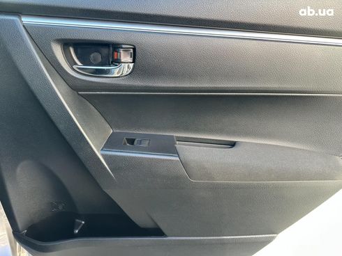 Toyota Corolla 2013 коричневый - фото 14