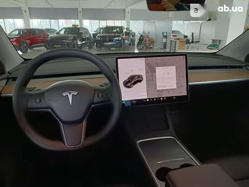 Tesla Model Y 2023 - фото 30