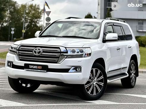 Toyota Land Cruiser 2019 - фото 3