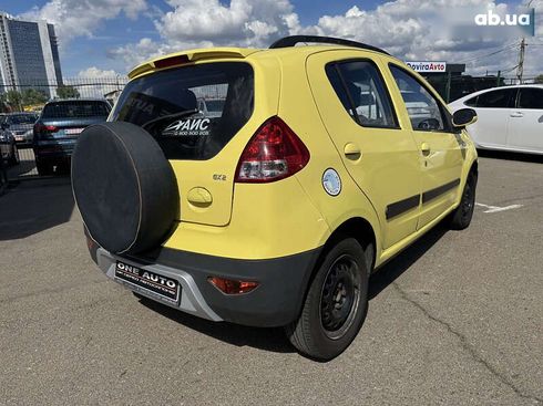 Geely GX-2 2013 - фото 6