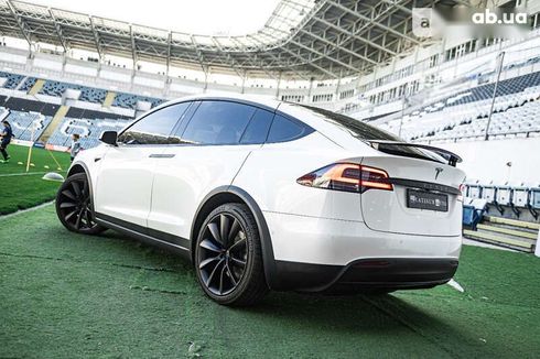 Tesla Model X 2017 - фото 12