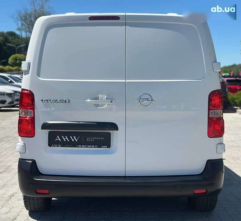 Opel Vivaro 2020 - фото 13
