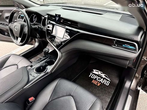 Toyota Camry 2018 - фото 21