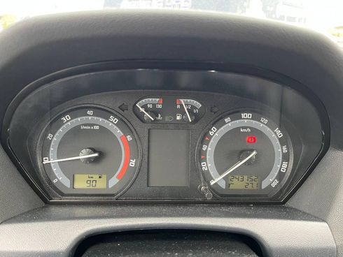 Skoda Fabia 2006 серый - фото 20