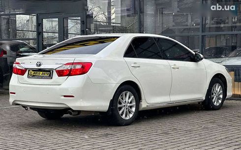 Toyota Camry 2012 - фото 6