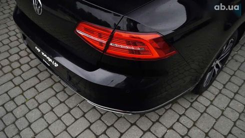 Volkswagen Passat 2018 - фото 17