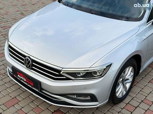 Volkswagen Passat 2021 - фото 12